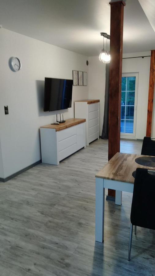 Apartamenty Wakacyjne Ślesin エクステリア 写真